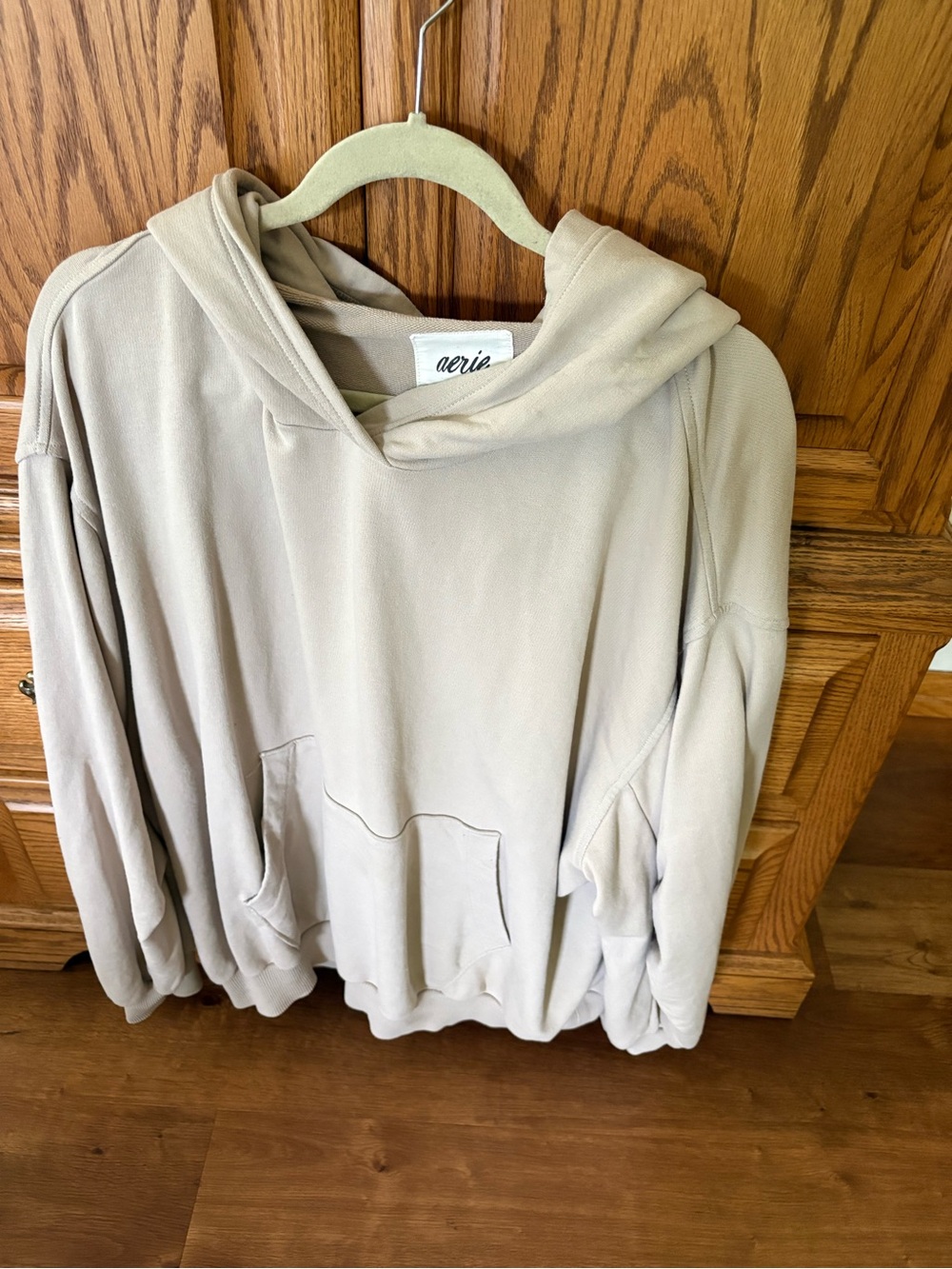 Beautiful Aerie Women's Cream Hoodie Sweatshirt side large